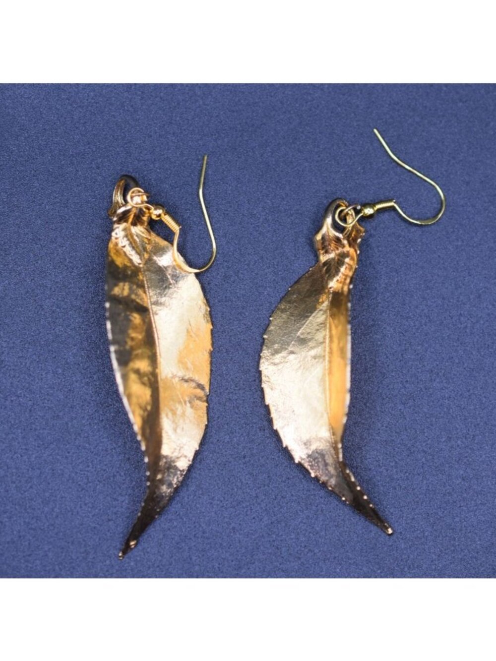 Gold-Tone Leaf-Shaped Dangle Earrings 3.5 Inches Long Lightweight Boho Style Jew